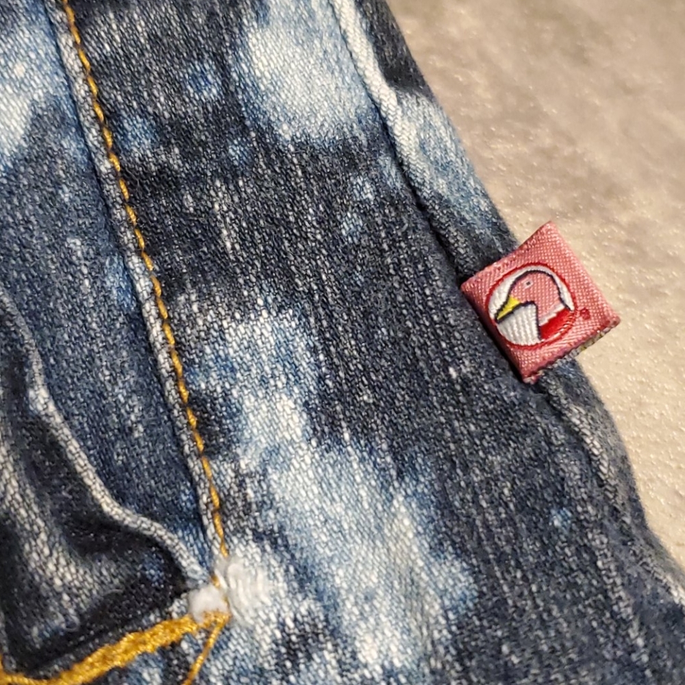 GUC Duck Head Bleached Rugged Denim Vest - Picture 4 of 9